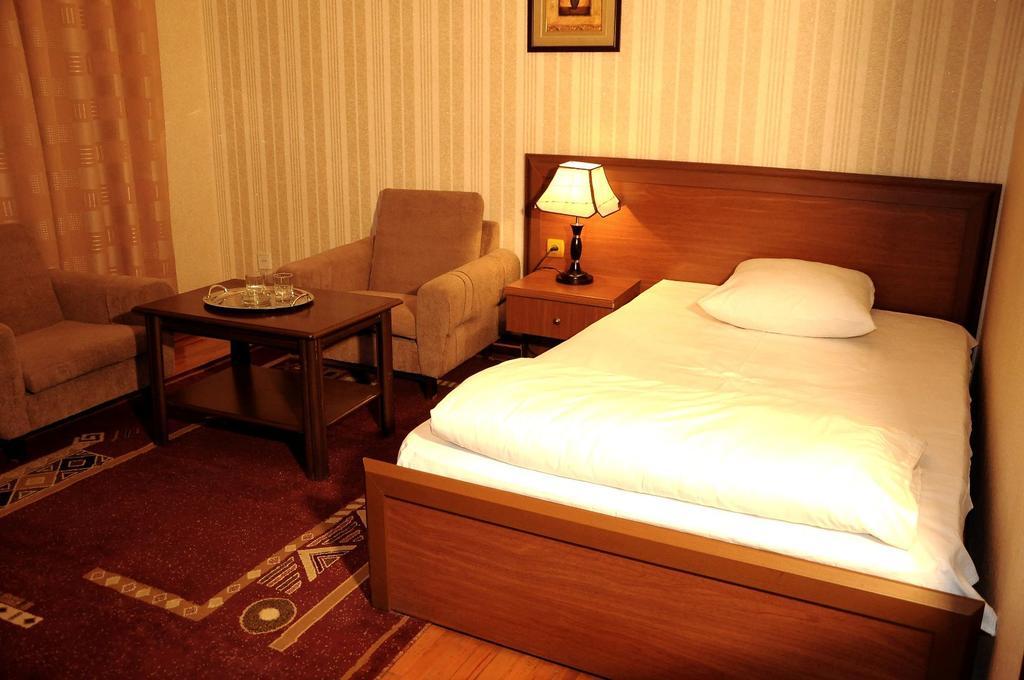 Ganja Hotel 外观 照片